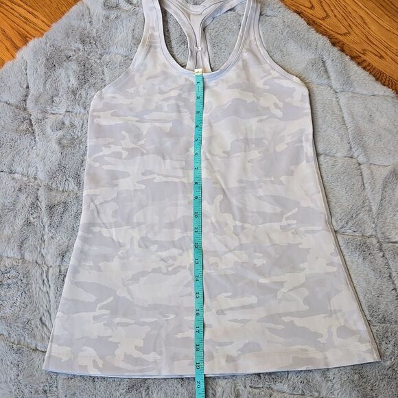 Lululemon Grey/White Camo Print Racerback Tank Top, Women's Small/Medium - Picture 5 of 7
